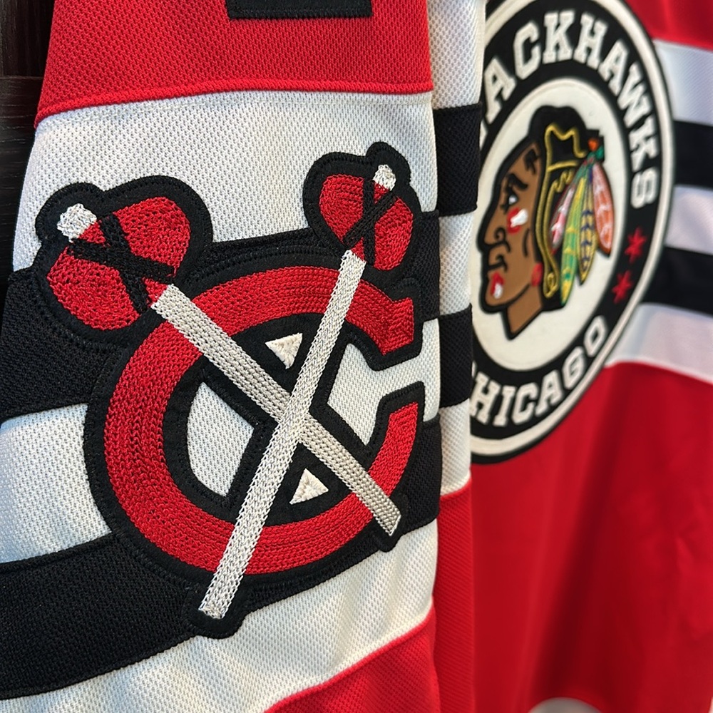 Seth Jones Chicago Blackhawks Fanatics 2025 NHL Winter Classic Premium Jersey - Picture 4 of 9